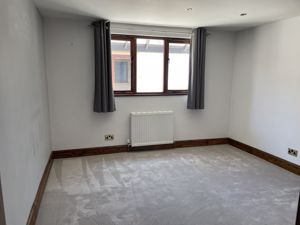 Photo 31- click for photo gallery